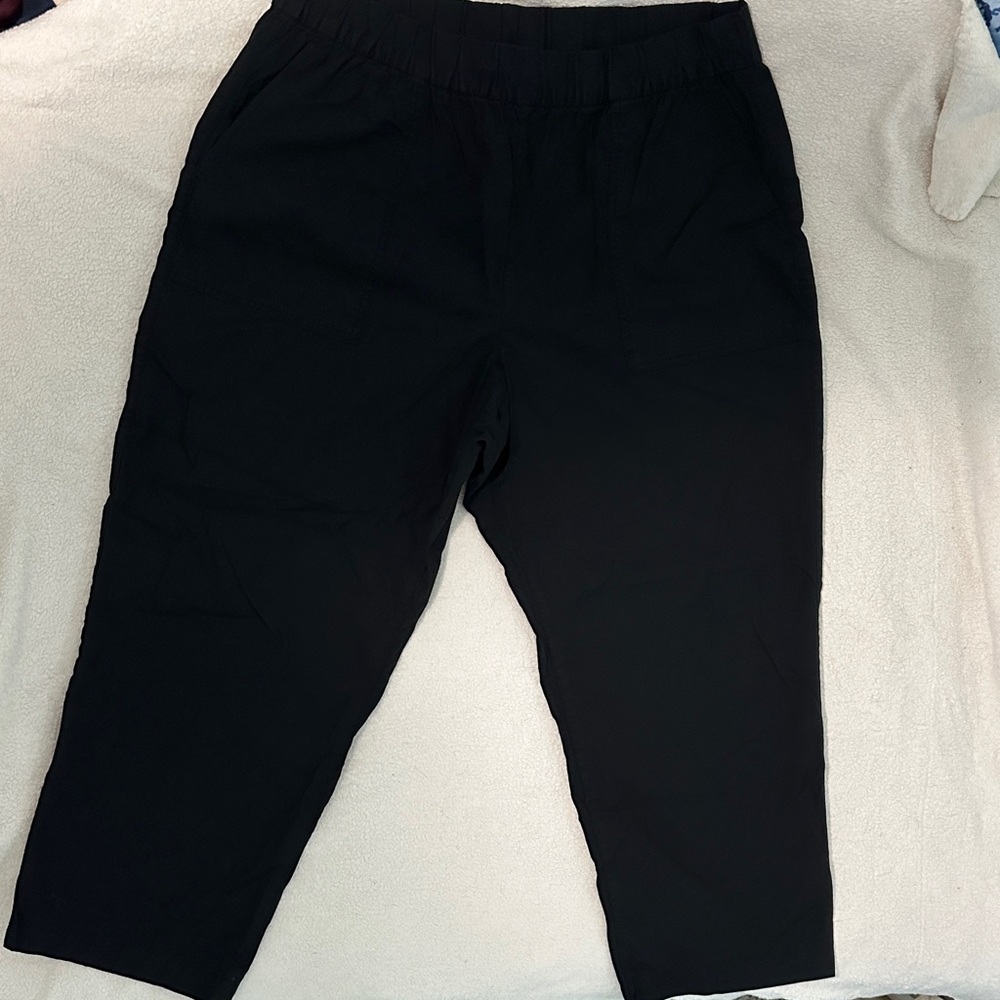 GAP black pants.